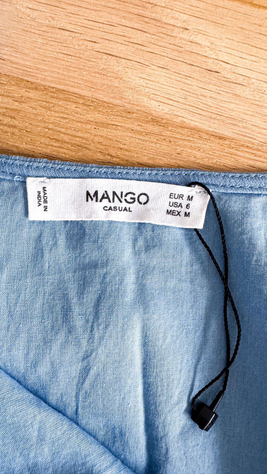 Robe volants étagés bleu ciel M - Mango