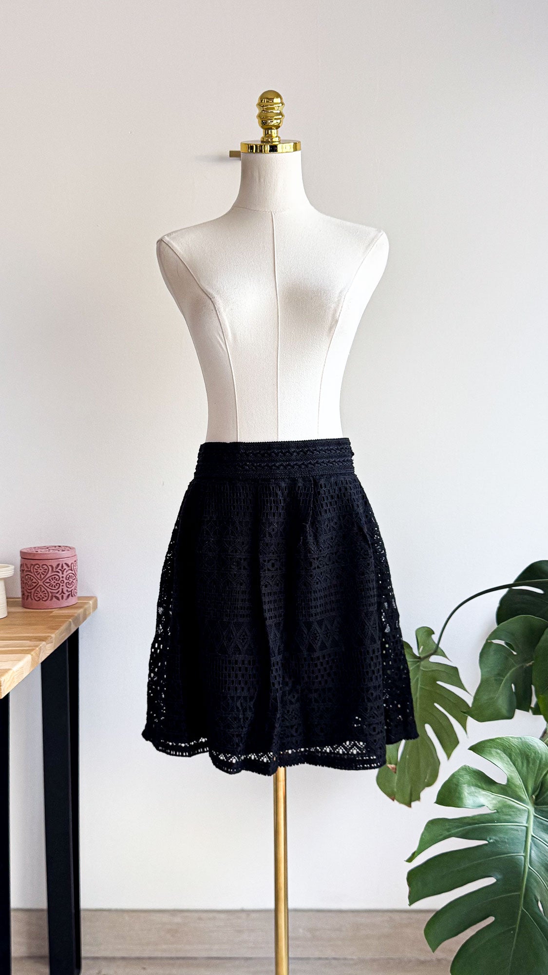 Jupe dentelle crochet évasée festonnée S - Camaïeu