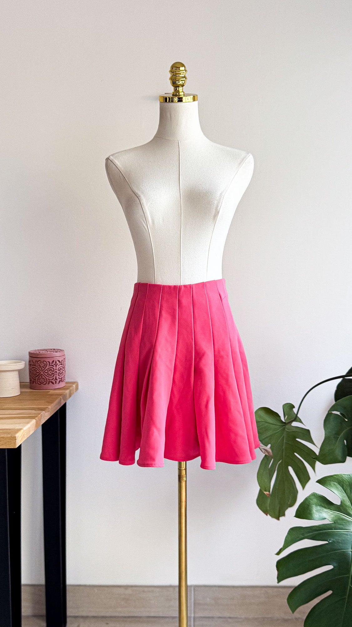 Jupe plissée rose fuchsia taille haute 34 - H&M