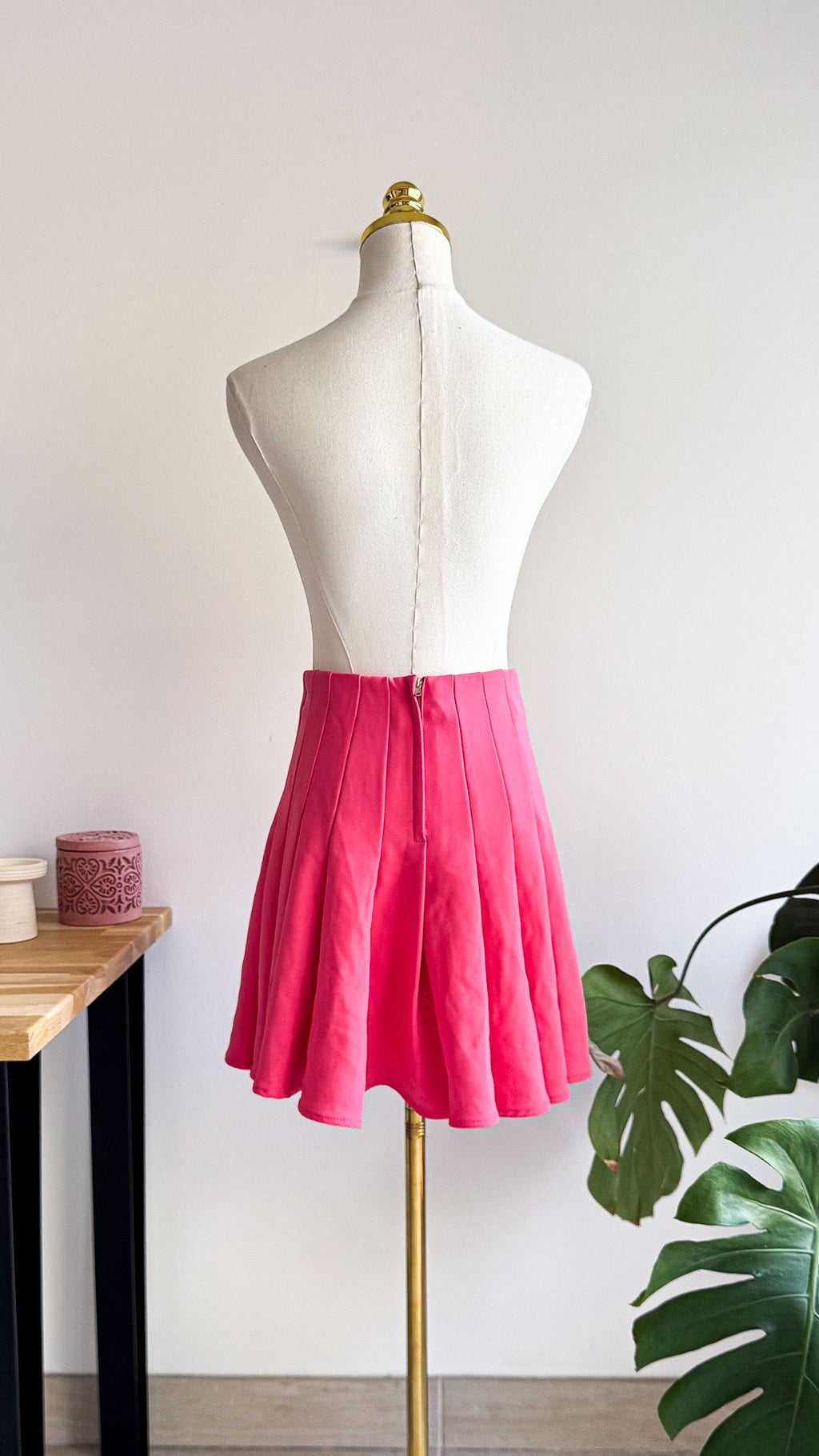 Jupe plissée rose fuchsia taille haute 34 - H&M