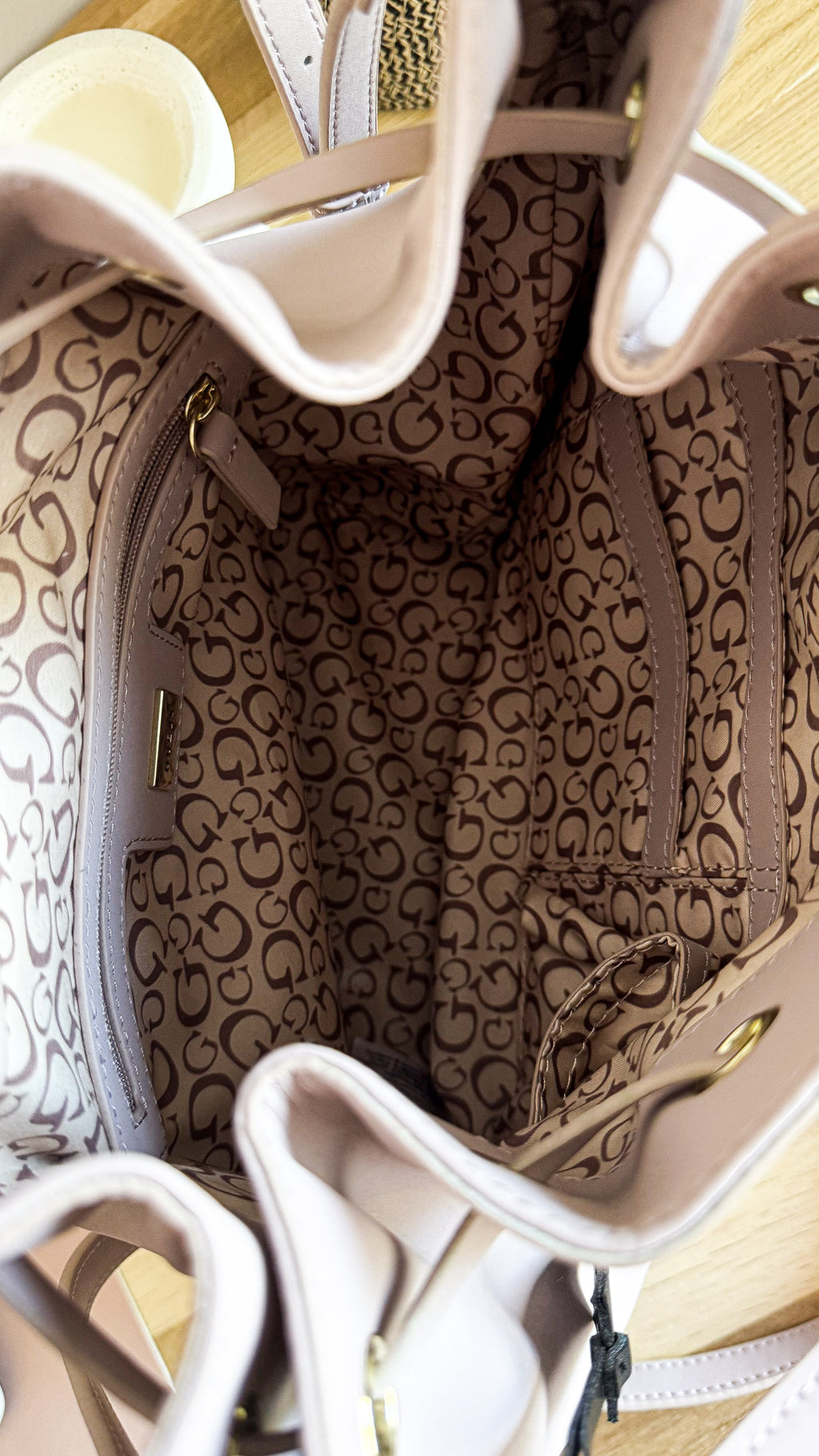 Sac seau Guess rose poudré bandoulière neuf