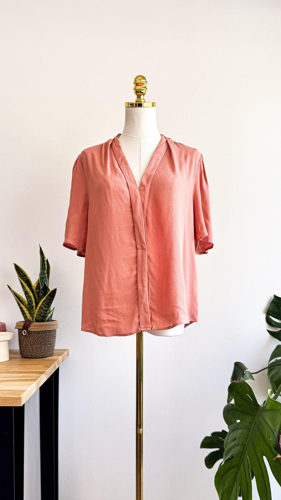 Blouse rose poudré Les Petites Bombes fluide col V taille M