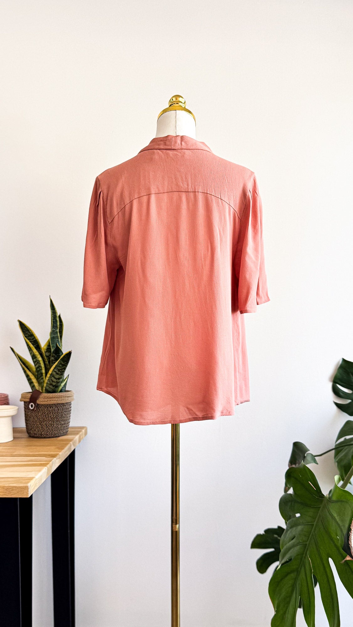 Blouse rose poudré Les Petites Bombes fluide col V taille M