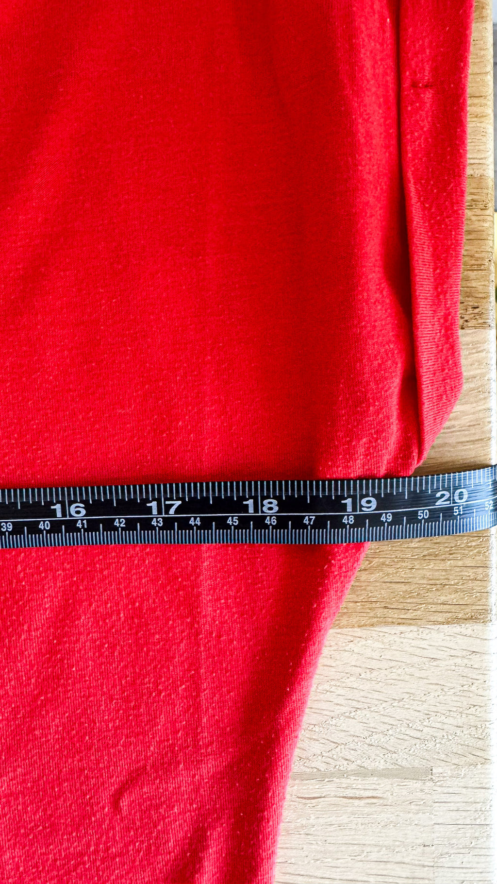 T-shirt rouge femme In Extenso imprimé 76 doré taille M