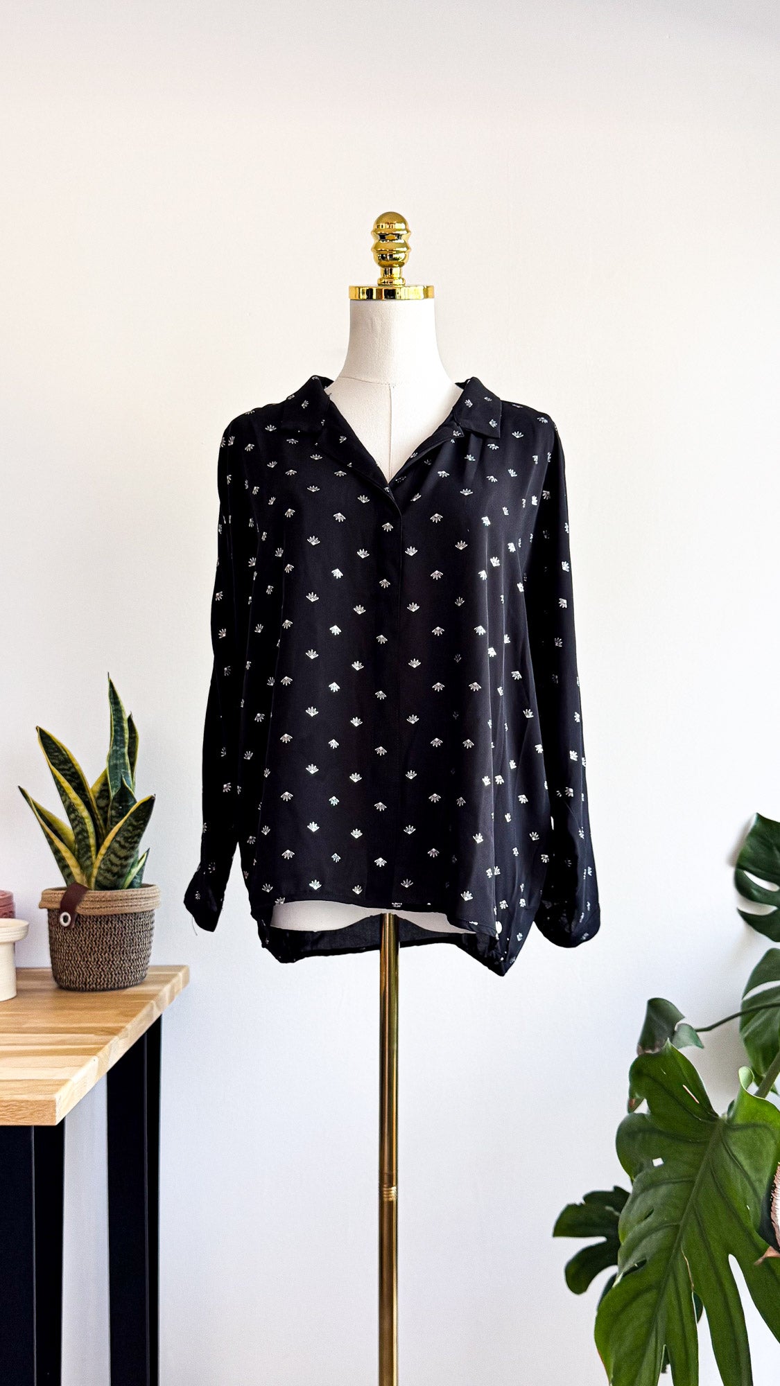 Blouse noire Deeluxe femme imprimée fluide manches longues taille S
