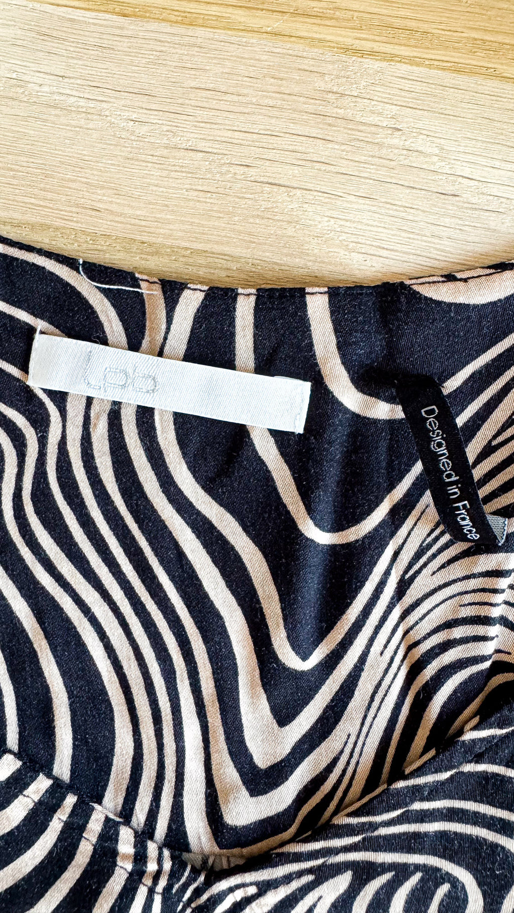Blouse Les Petites Bombes LPB noir beige imprimé graphique taille M