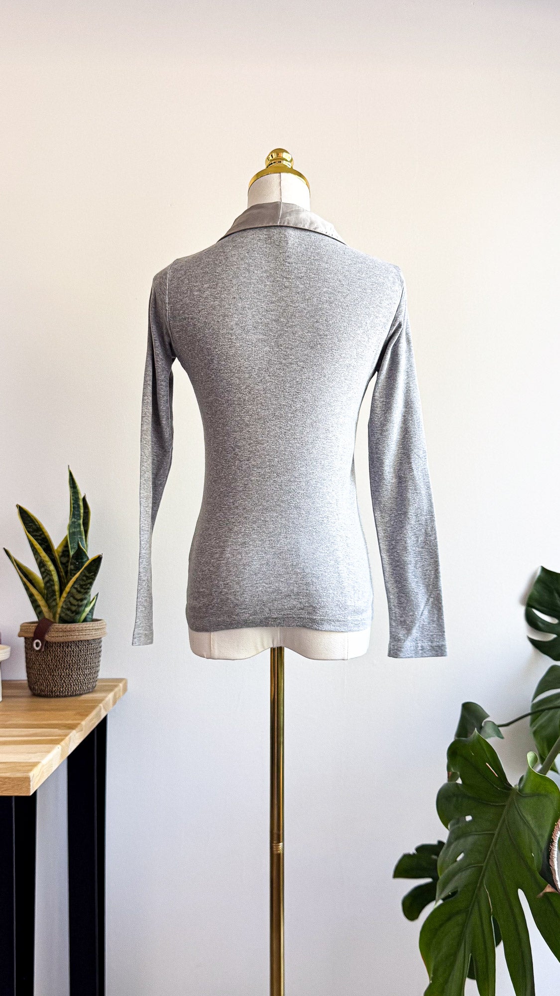 Haut polo Esprit gris col satiné manches longues taille S