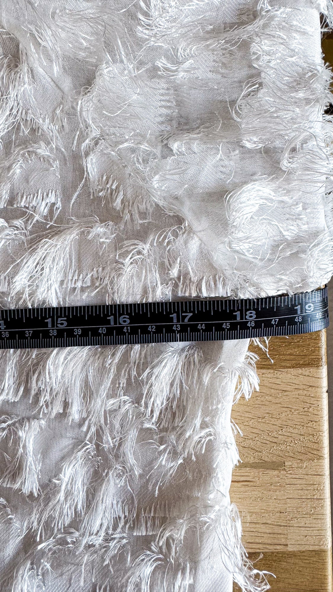 Blouse blanche bohème effet plume manches longues taille M