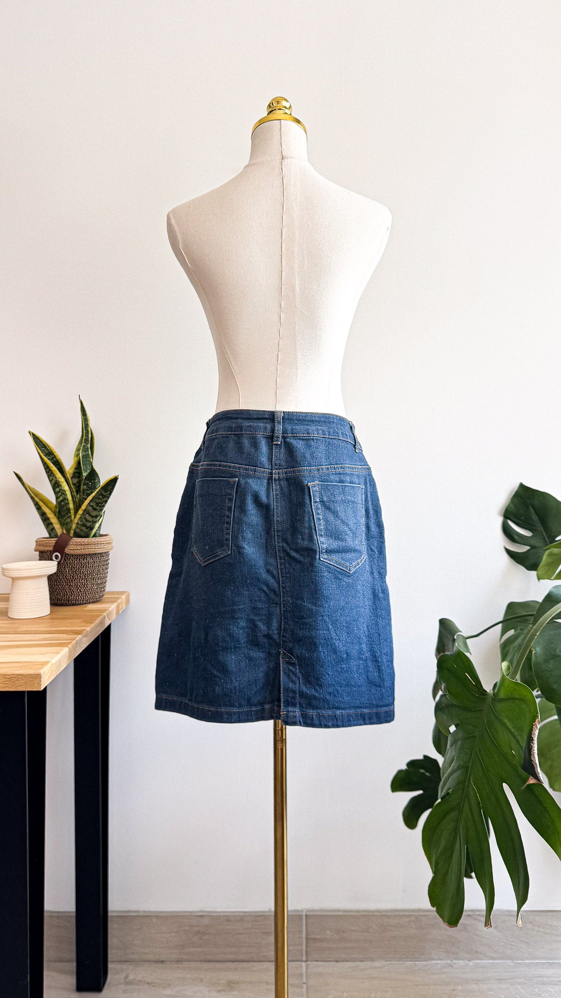 Jupe jean bleue coupe droite classique 38 - In Extenso