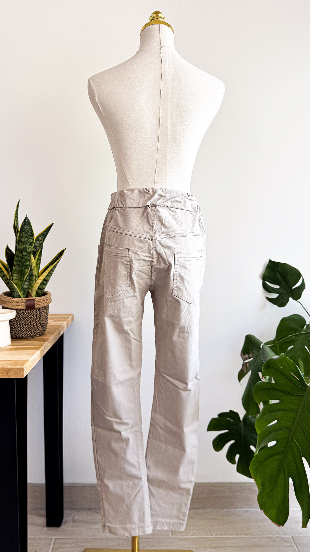 Pantalon beige fluide made in Italy taille unique
