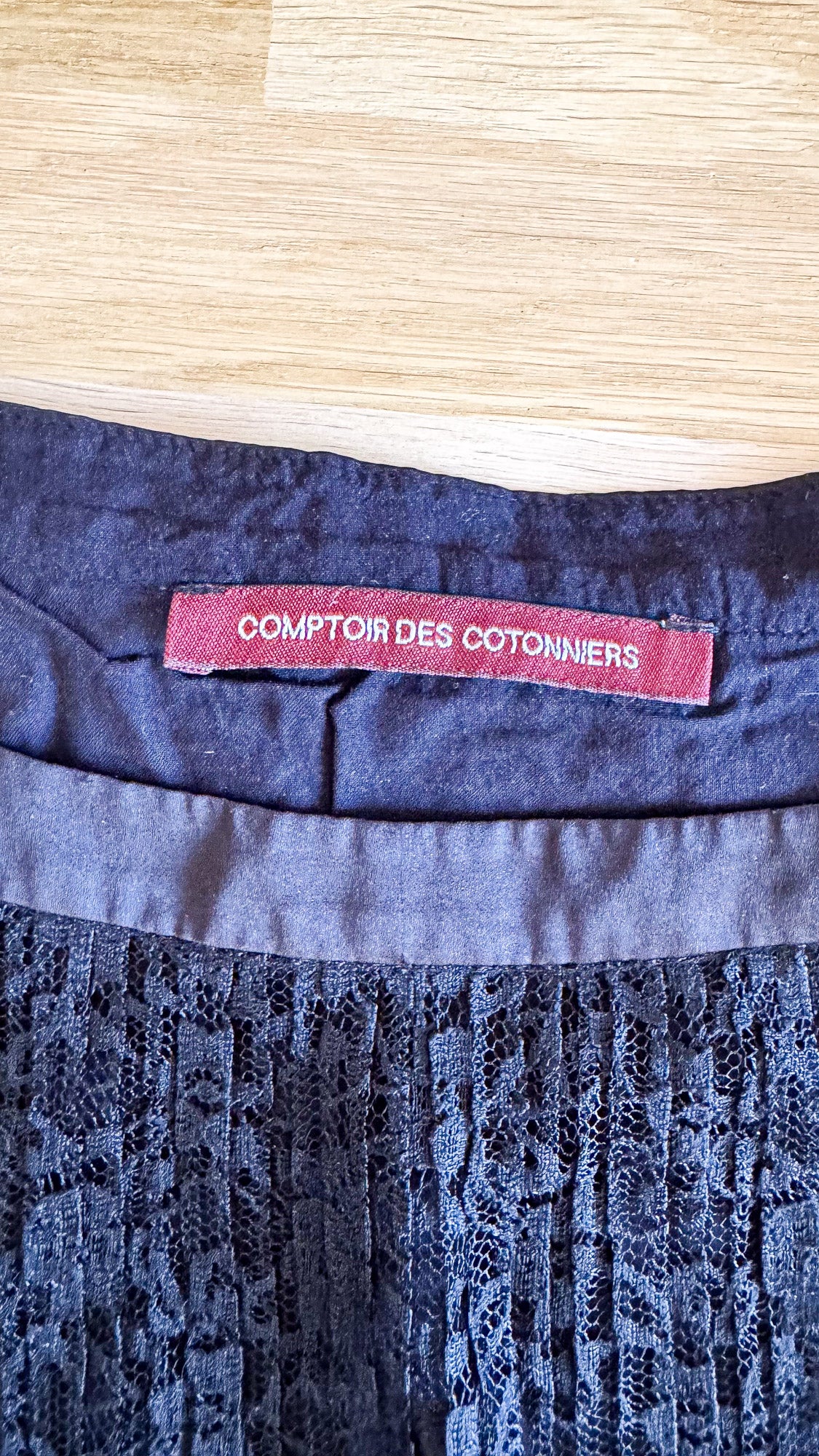 Blouse dentelle noire Comptoir des Cotonniers taille 36