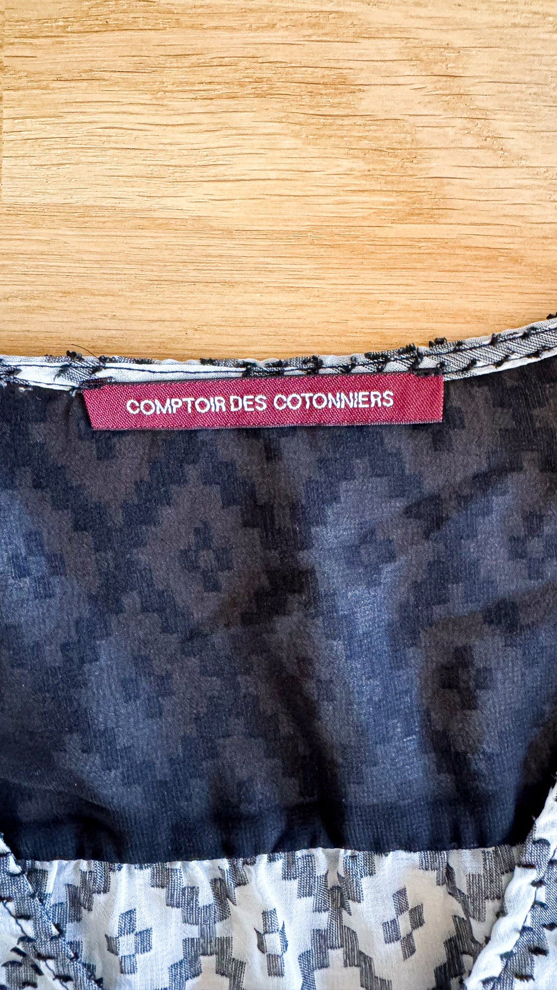Blouse Comptoir des Cotonniers noir et blanc imprimé graphique taille 36