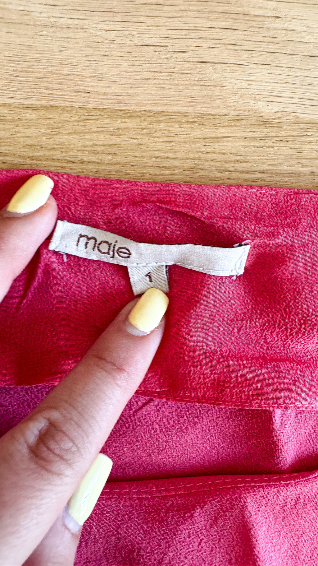 Robe fuchsia Maje drapée asymétrique taille 1 très bon état