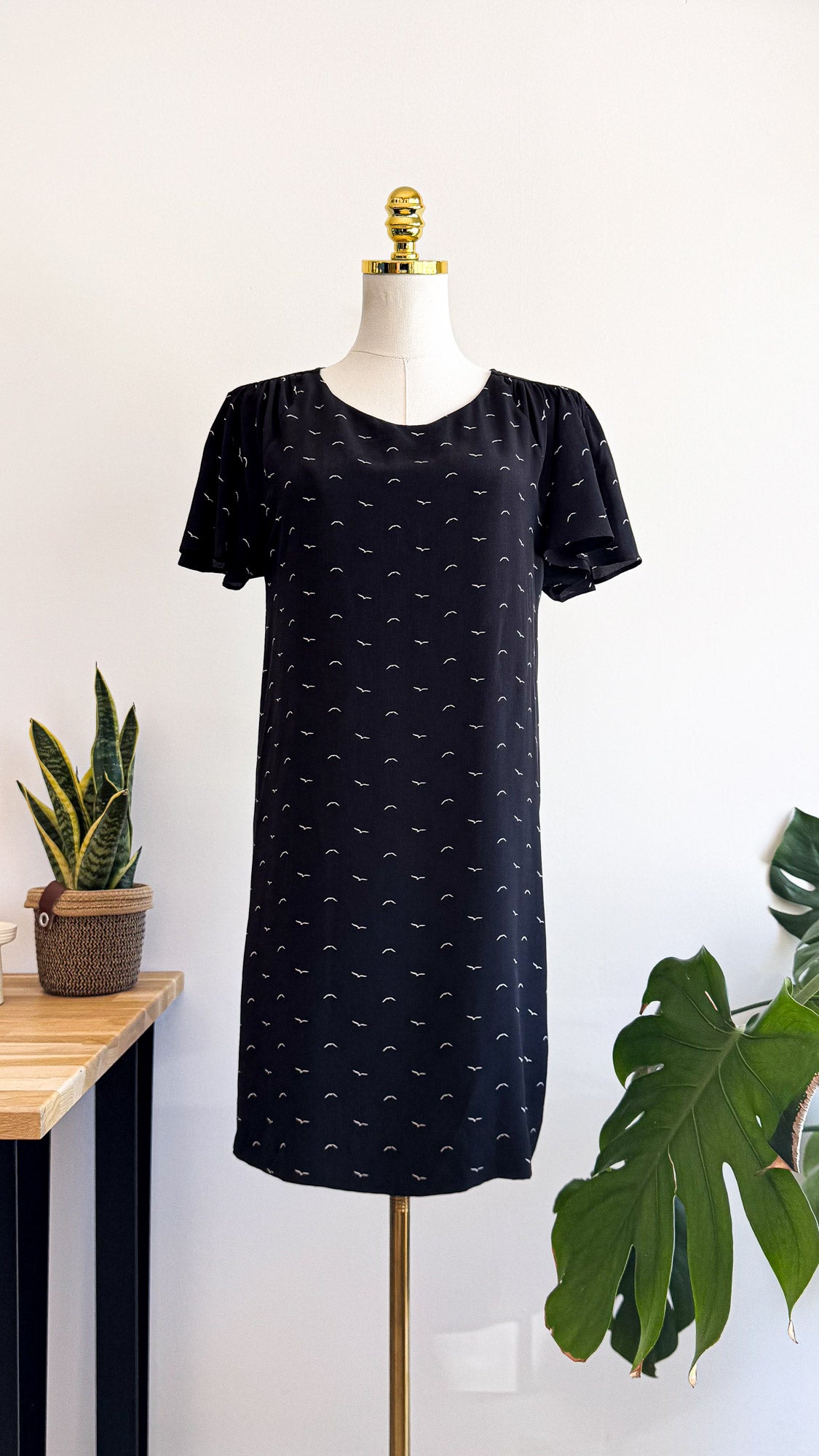 Robe IKKS femme noire 100% soie taille 36 dos ouvert très bon état