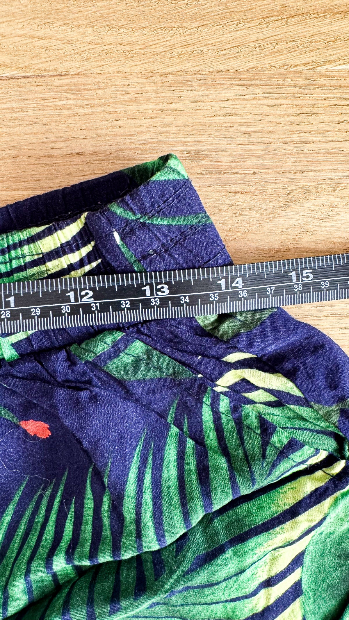 Short fluide imprimé tropical dentelle S