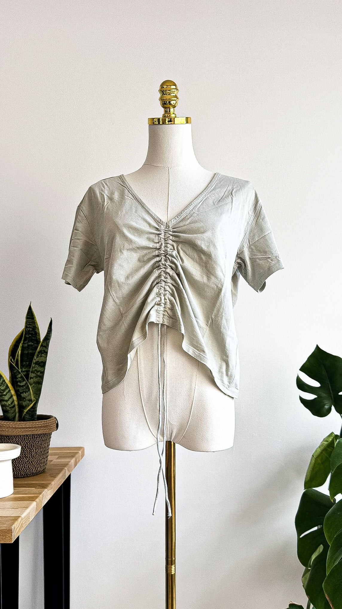 T-shirt Mango vert pastel froncé devant crop coton bio taille M