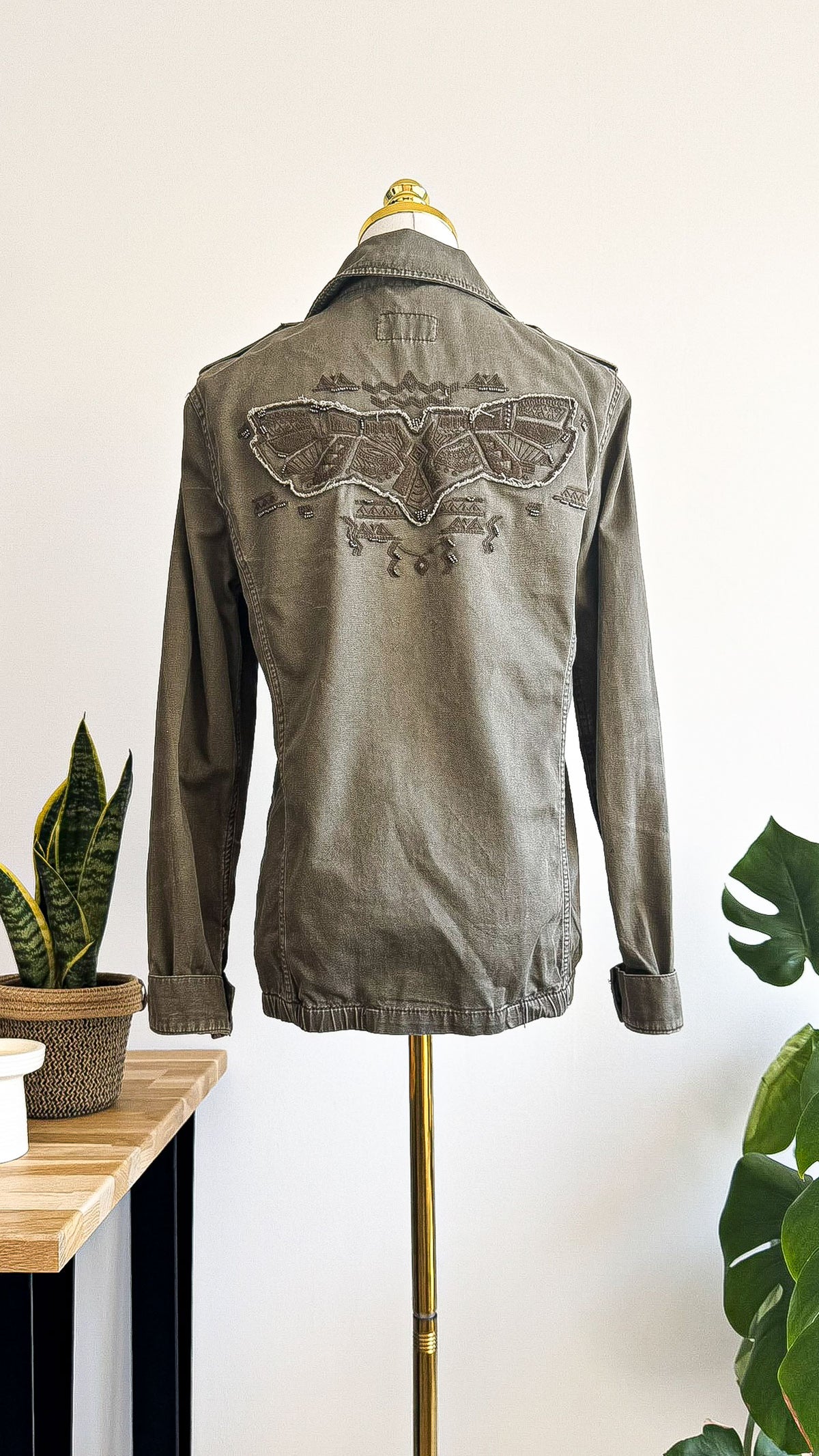Veste La Redoute broderies kaki dos style militaire taille 36