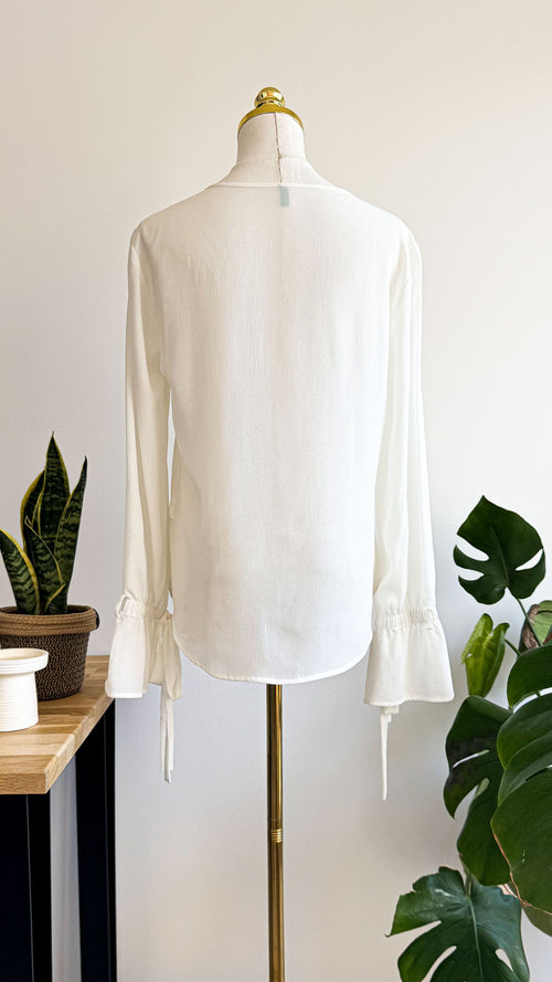 Blouse Benetton blanche fluide décolleté V manches volantées taille S