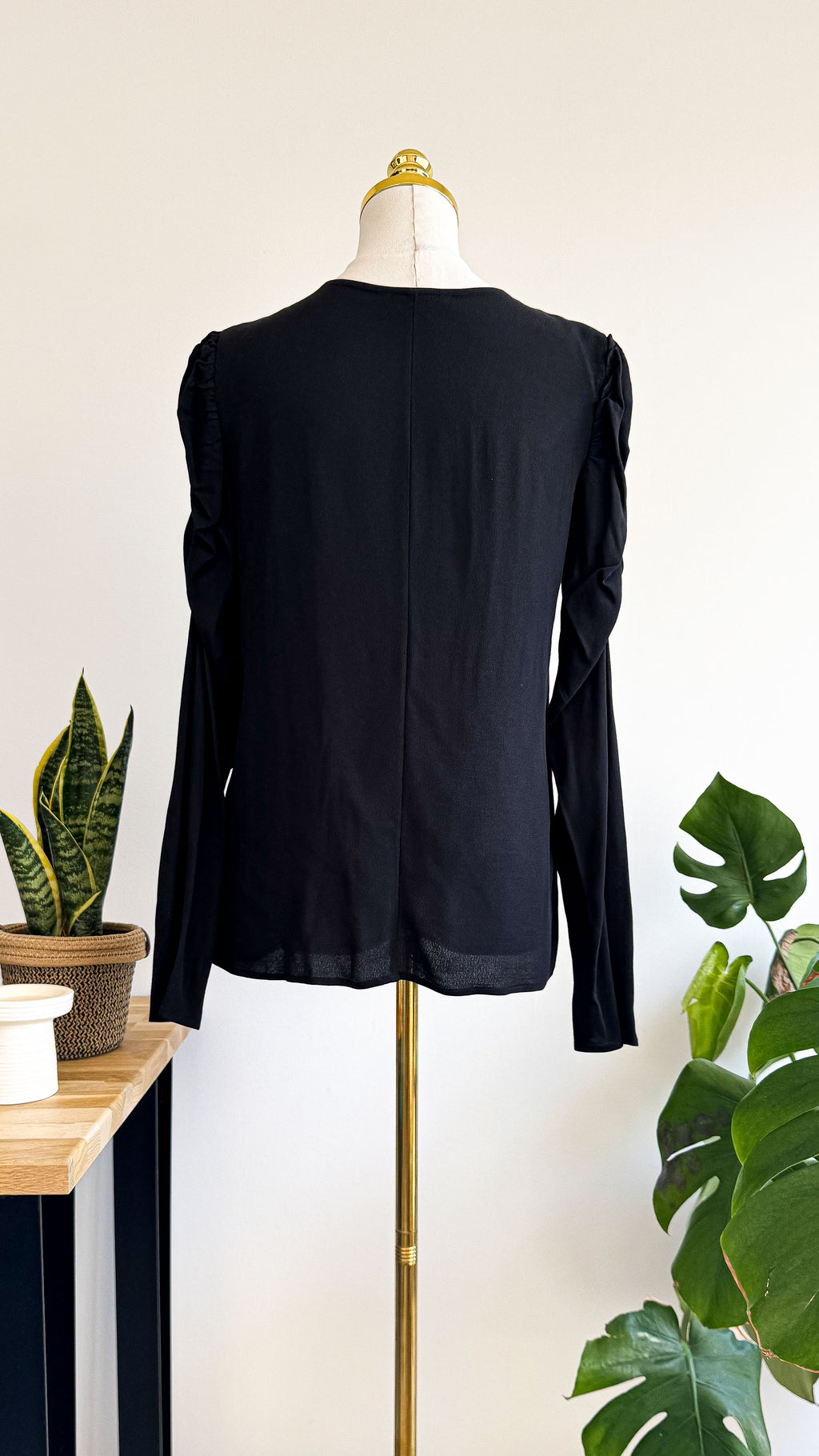 Blouse Camaïeu noire fluide col V élégante manches longues taille M