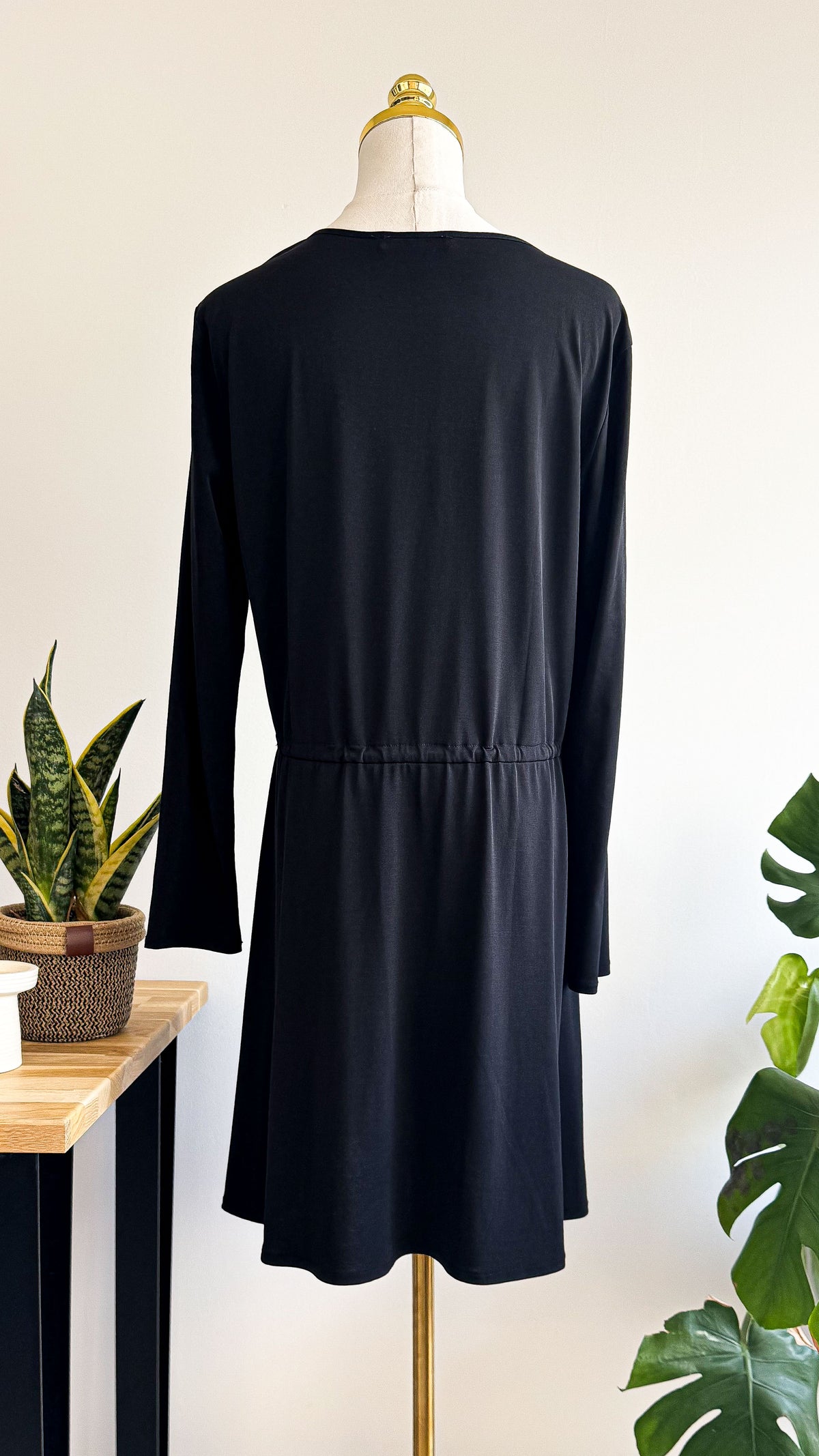 Robe basique noire cordon taille M - Mango
