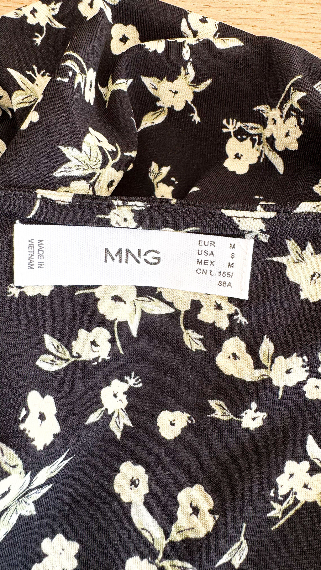 Robe longue fleurs noir/beige M - Mango