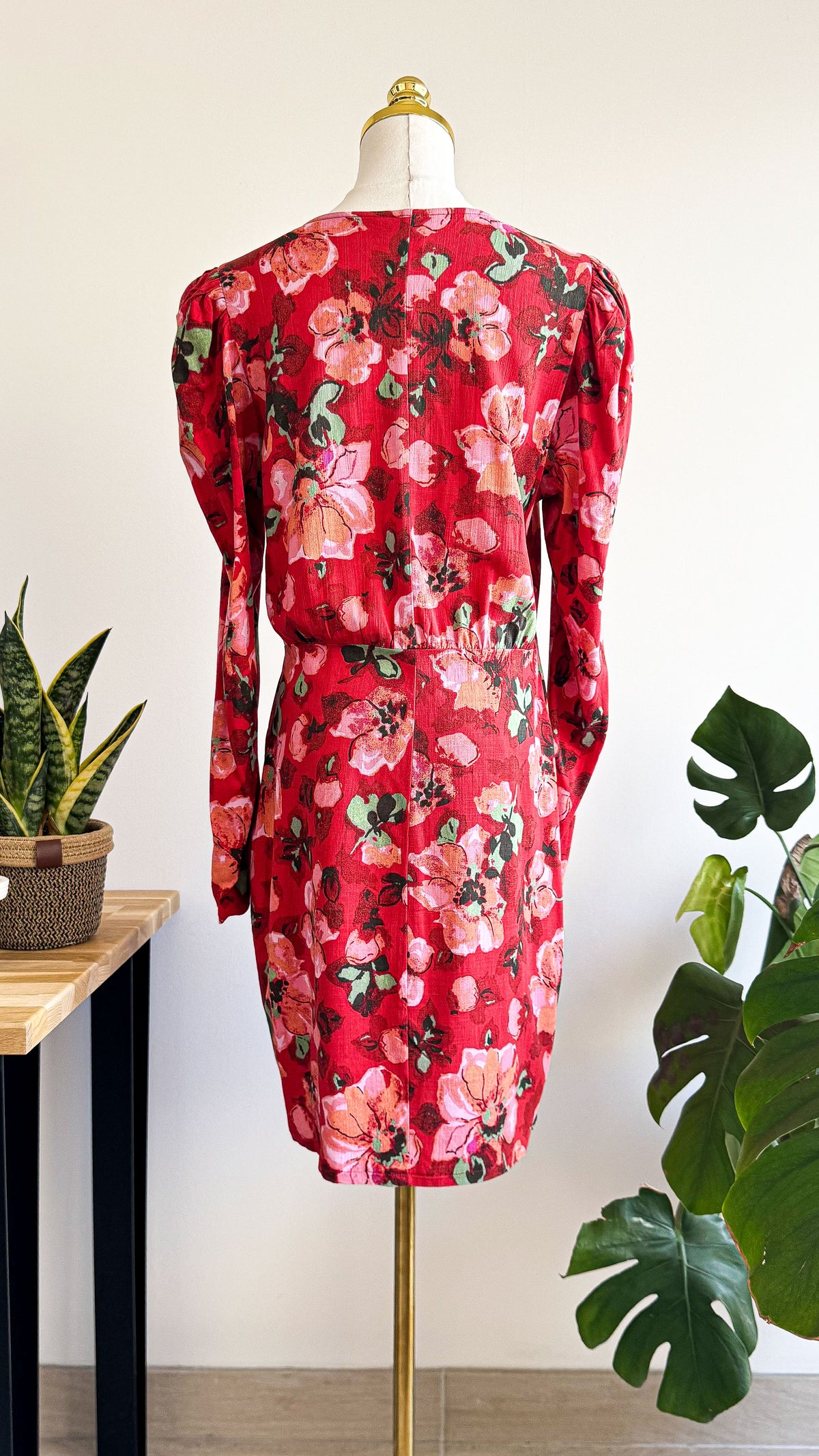 Robe fleurs rouge décolleté V puff M - H&M