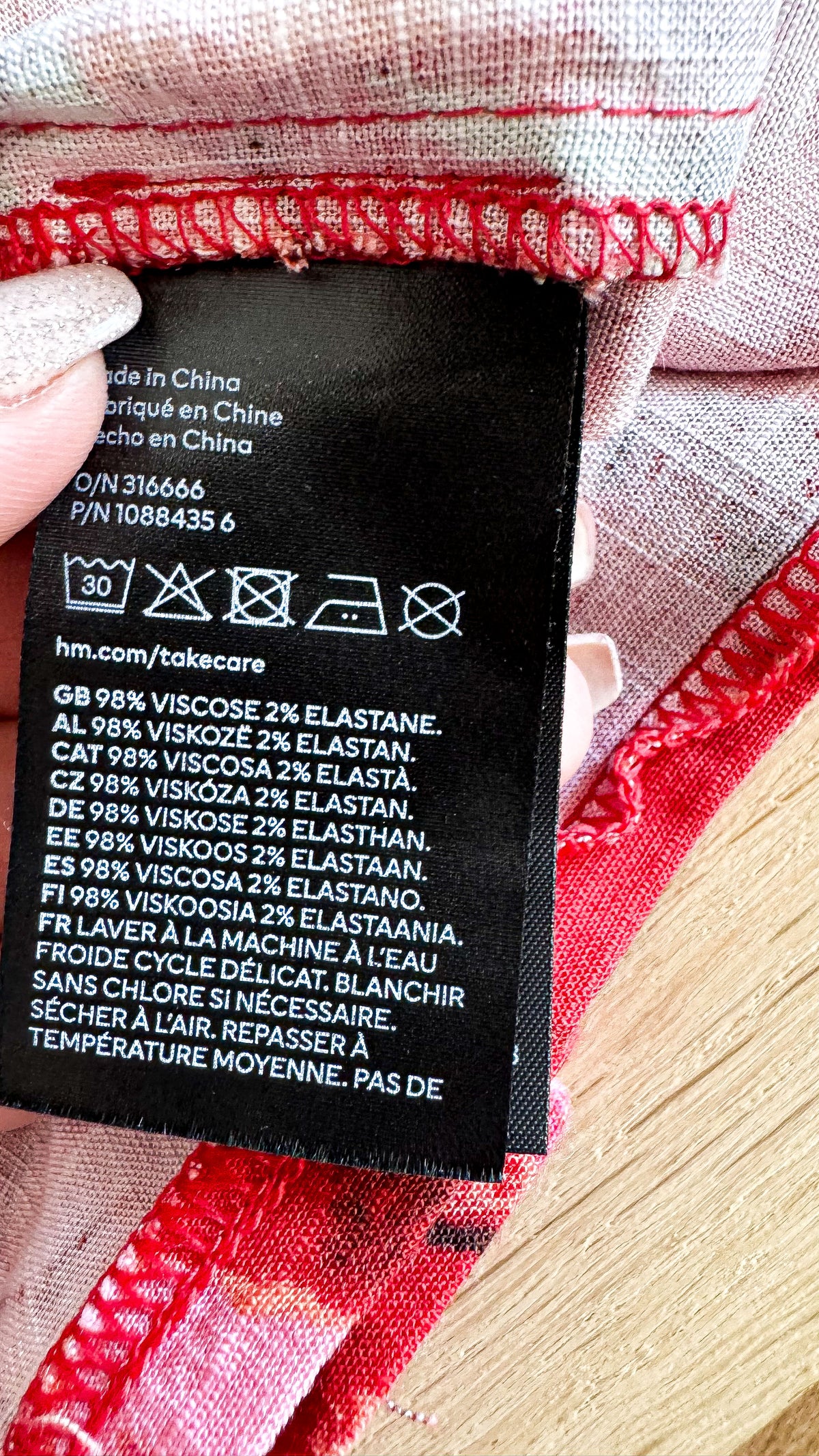 Robe fleurs rouge décolleté V puff M - H&M
