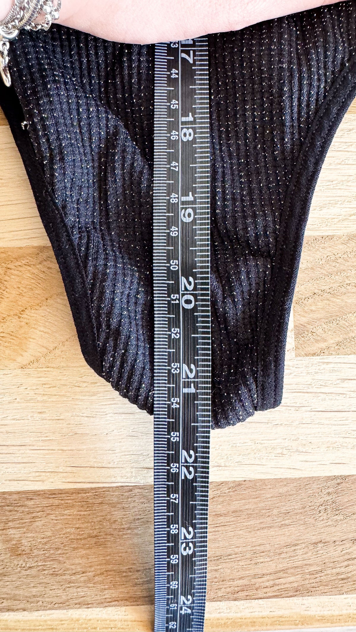 Body noir pailleté asymétrique une épaule soirée sexy chic