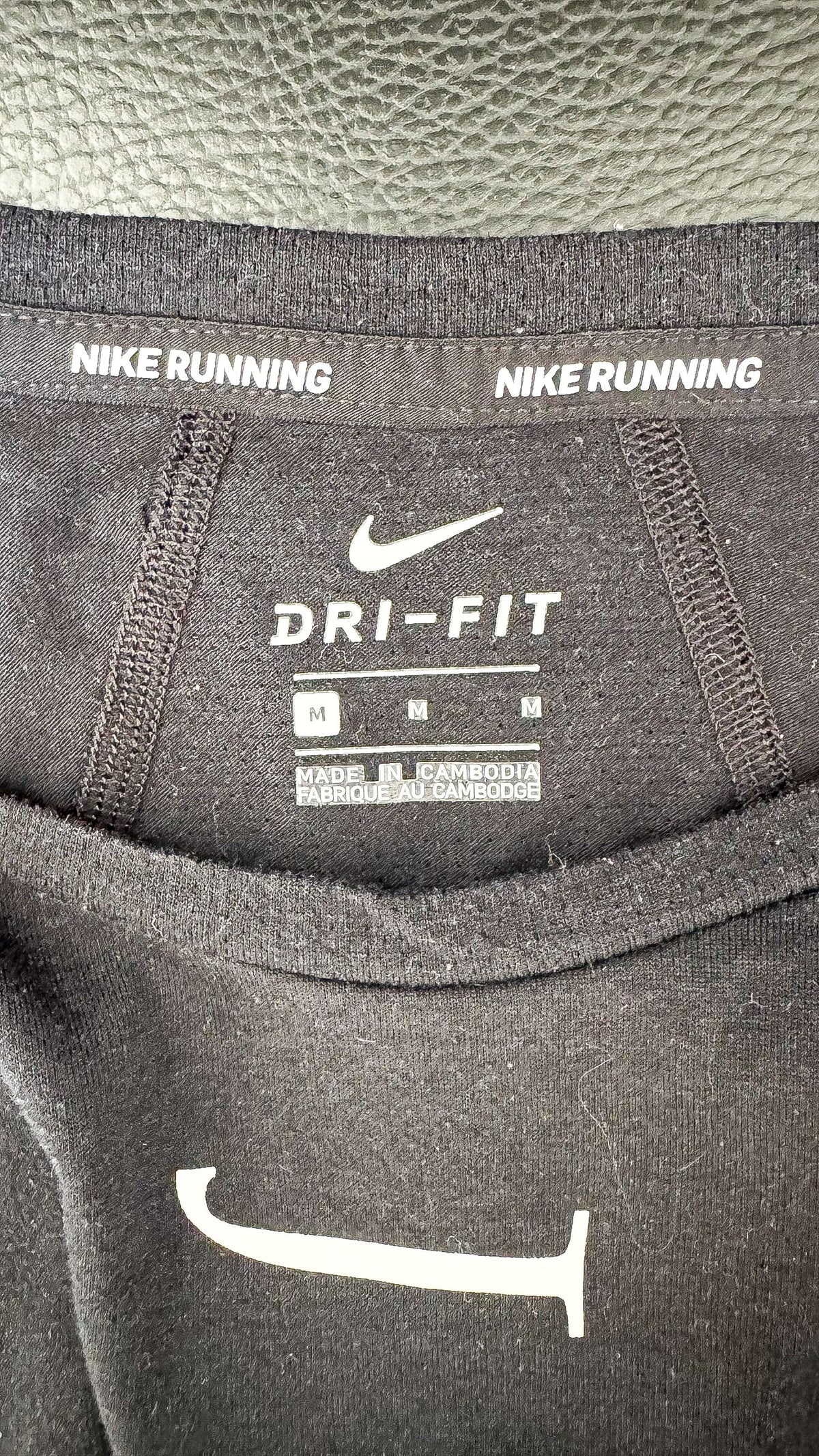 T-shirt Nike noir Dri-FIT logo Just Do It sport taille M