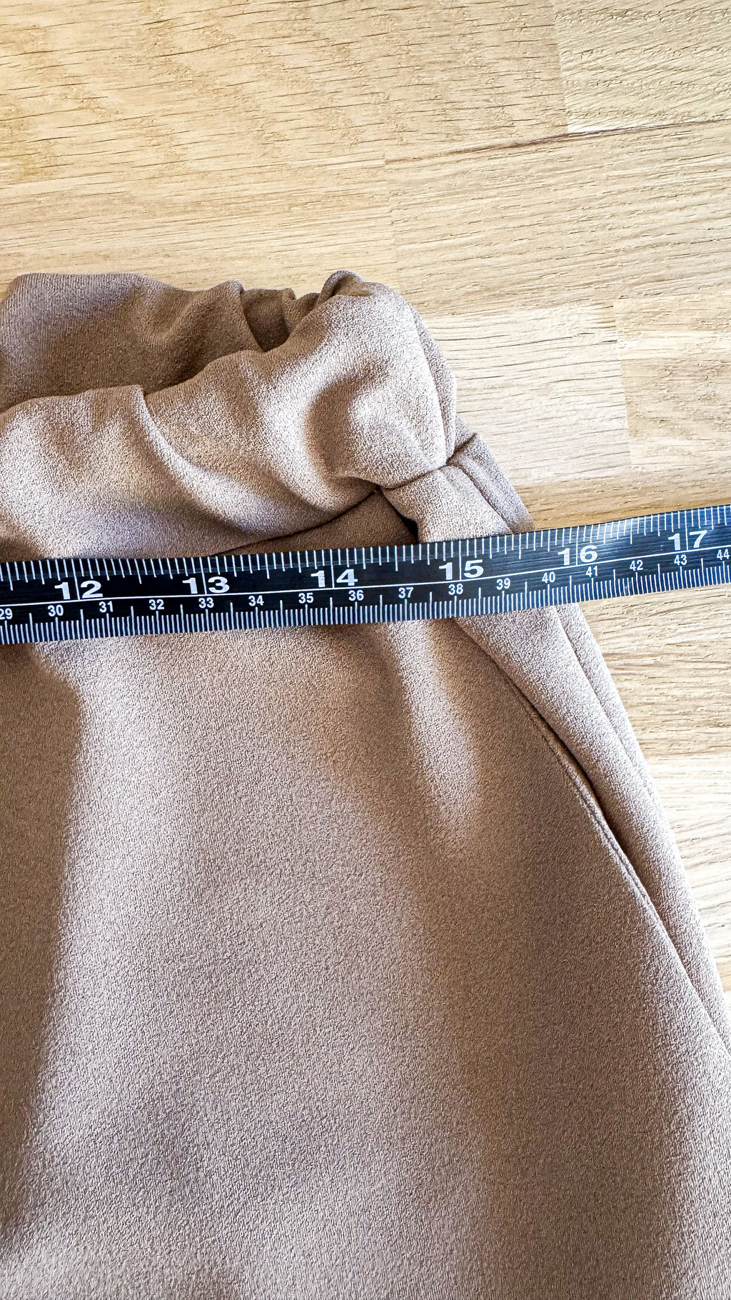 Pantalon fluide marron satiné M - Acquamarina