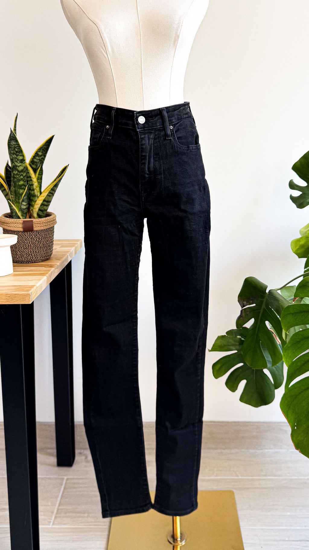 Jean Levi’s 721 high rise skinny noir taille W29 L32 taille haute slim