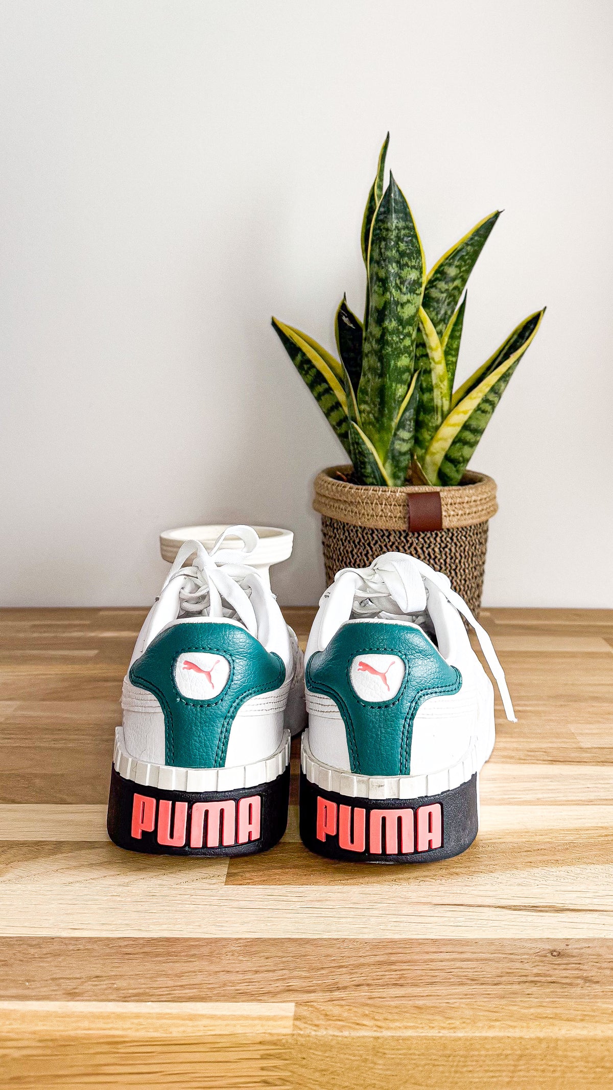Baskets Cali blanches détail vert 40 - Puma