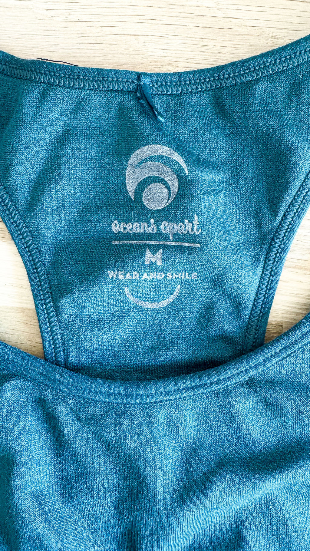 Brassière sport Oceans Apart bleu pétrole taille M très bon état