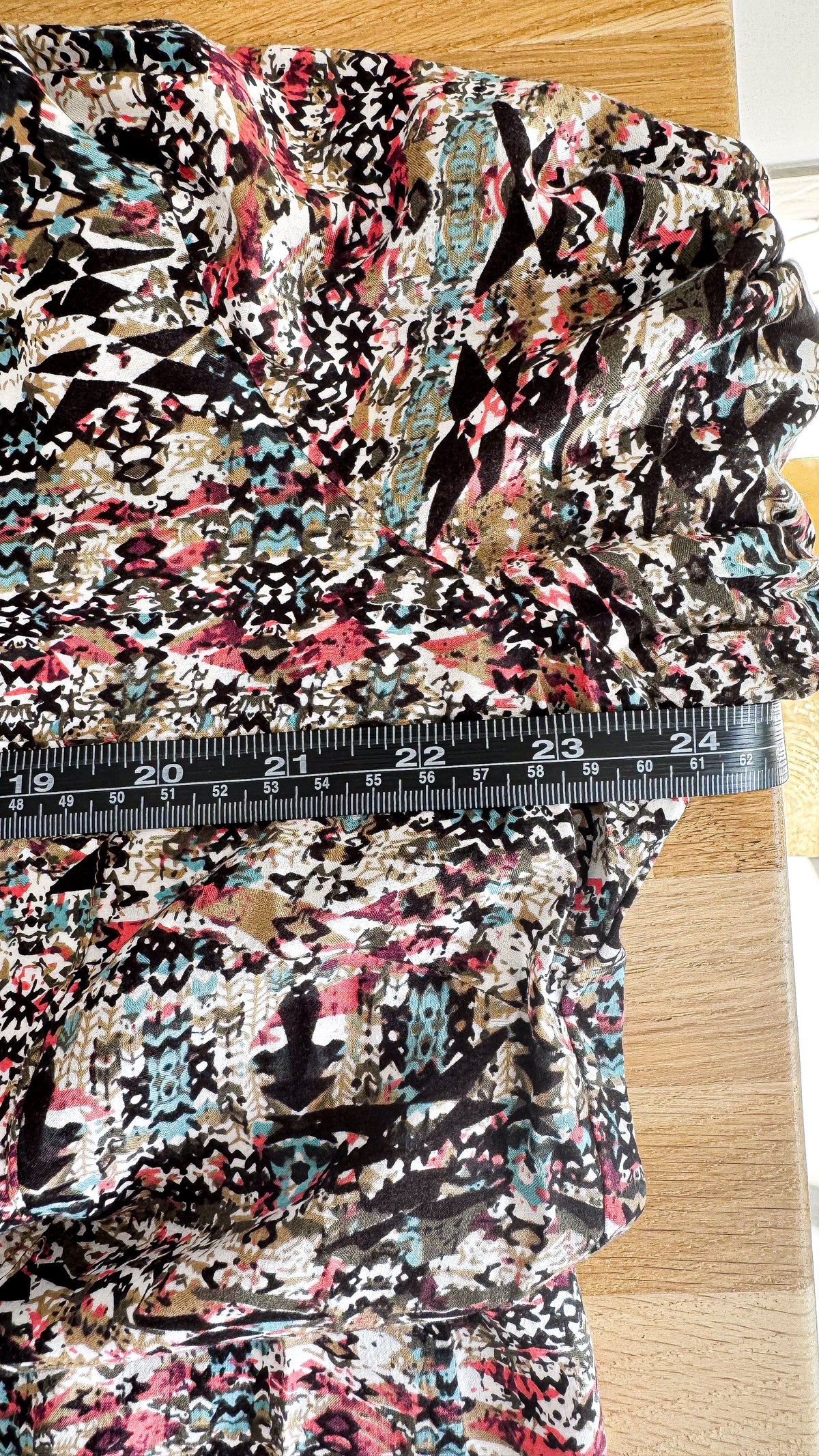 Blouse fluide imprimé multicolore manches longues grande taille 48/50