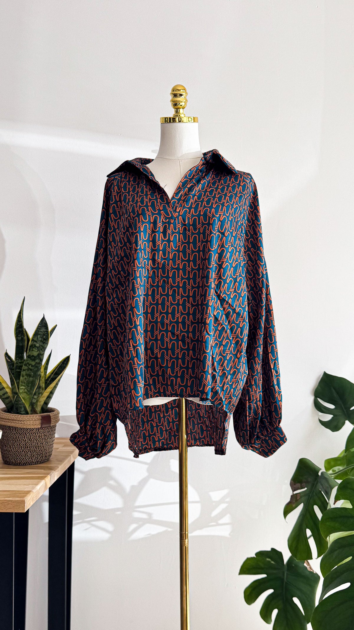 Blouse Remix imprimé graphique bleu orange fluide grande taille unique grande taille