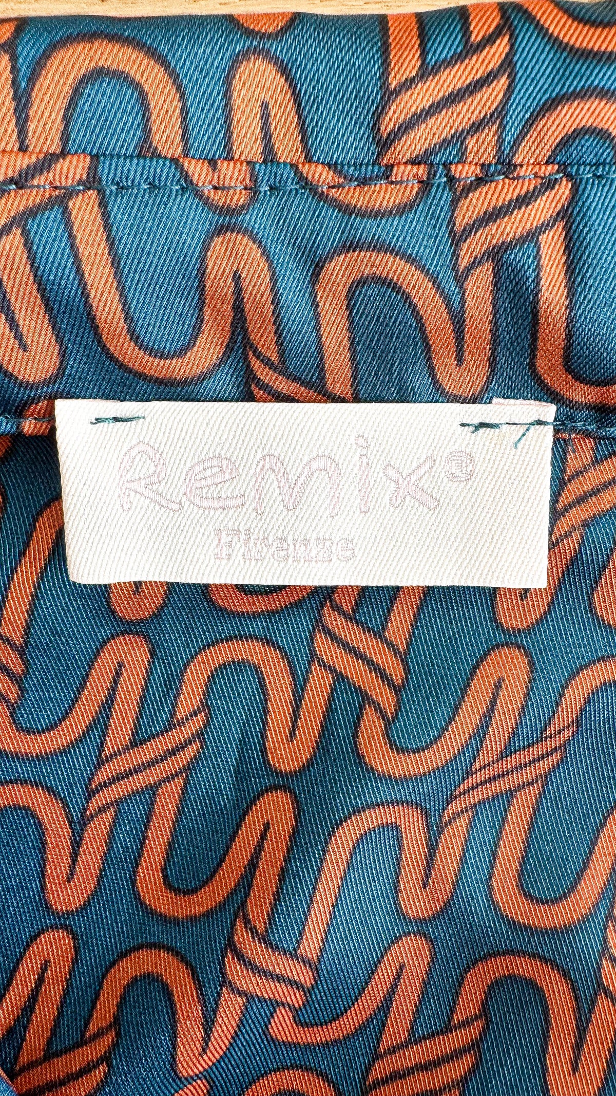 Blouse Remix imprimé graphique bleu orange fluide grande taille unique grande taille