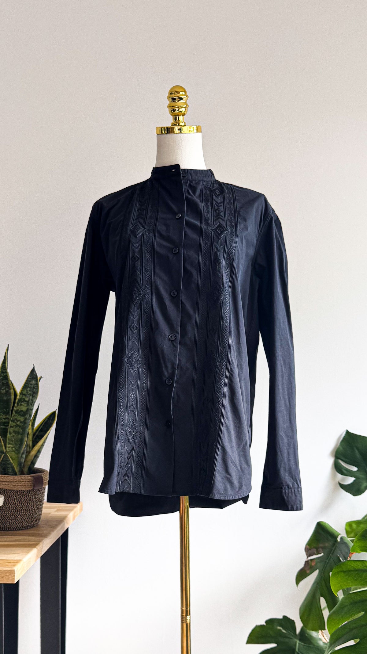 Chemise The Kooples noire brodée coton taille 40 chic