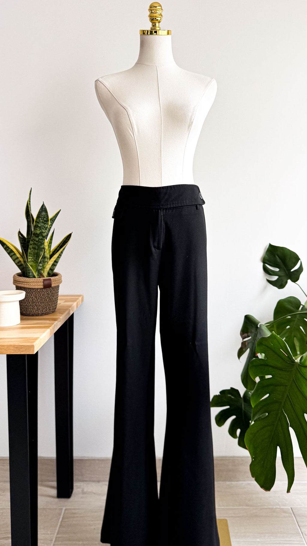 Pantalon noir flare femme Kiabi taille 46 élégant