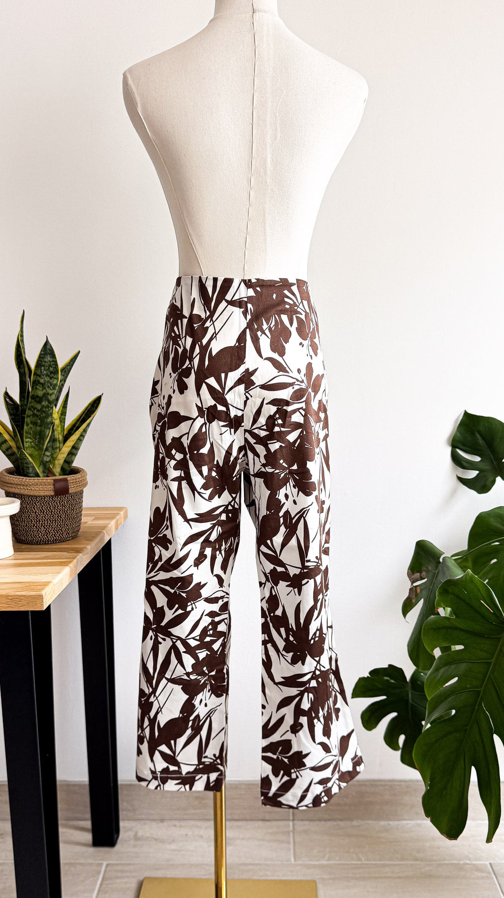 Pantacourt fluide imprimé marron blanc Project Moda 46 48