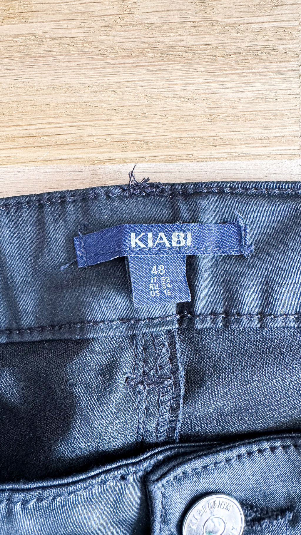 Jean noir enduit Kiabi femme 48 taille haute