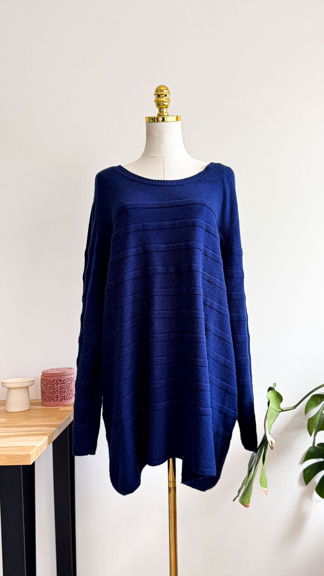 Pull Yessica C&A bleu électrique oversize taille 58/60