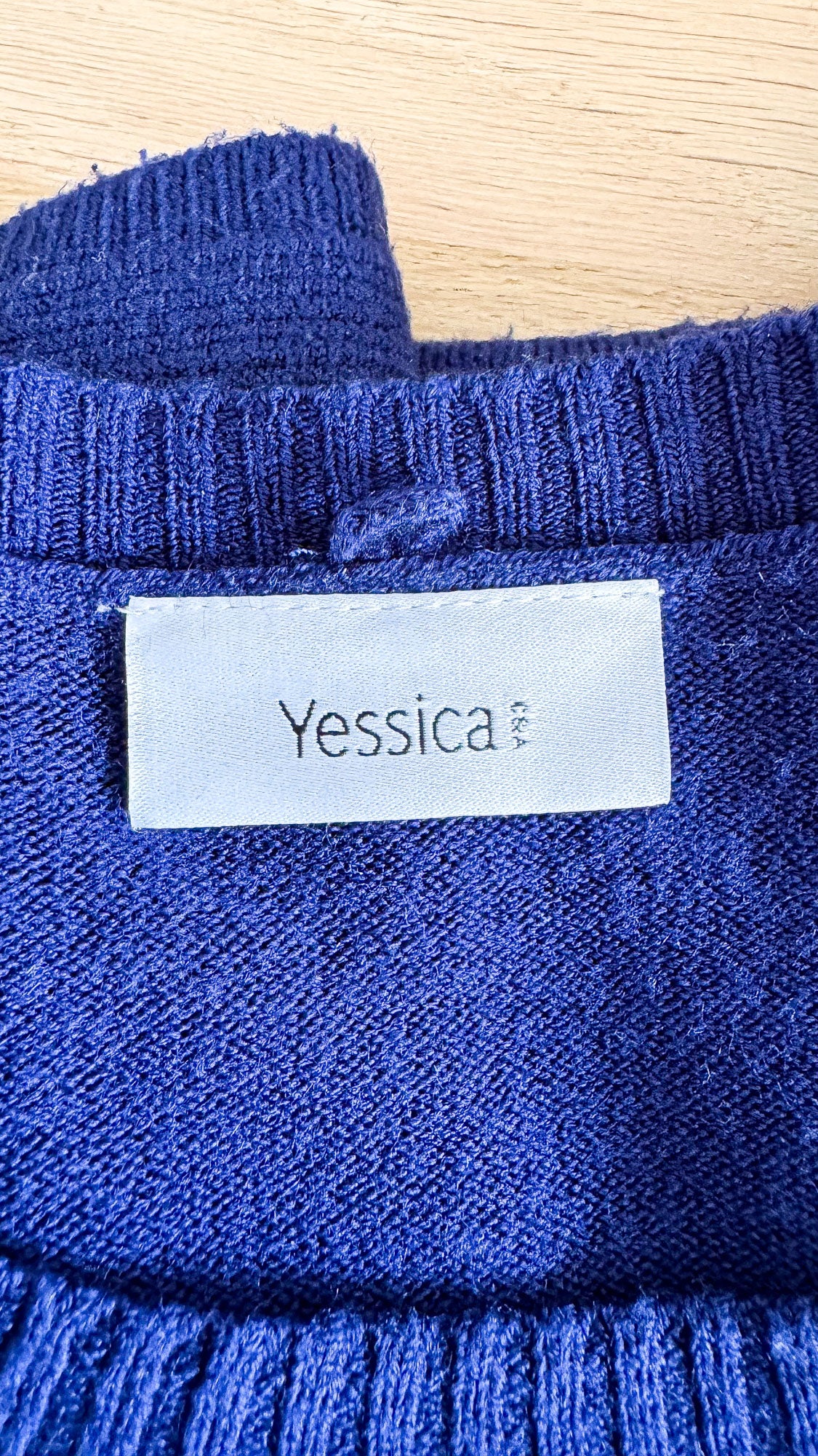 Pull Yessica C&A bleu électrique oversize taille 58/60