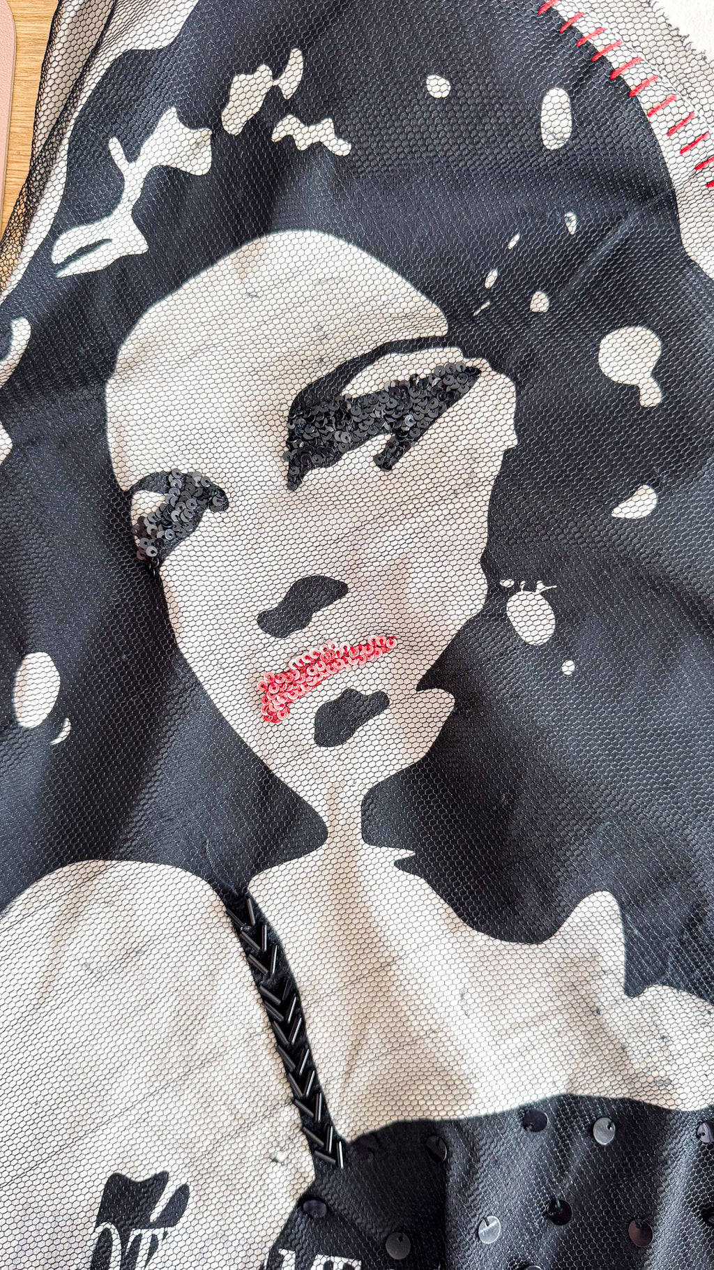 Ensemble veste jupe imprimé portrait sequins - Giani F