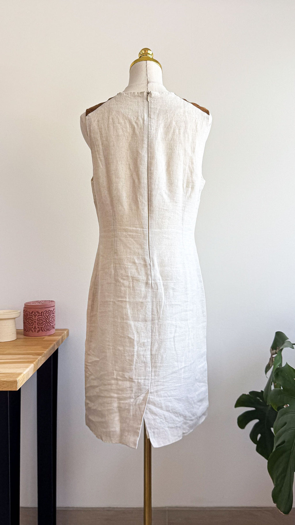 Robe lin perles bois col V 40 - Burton of London