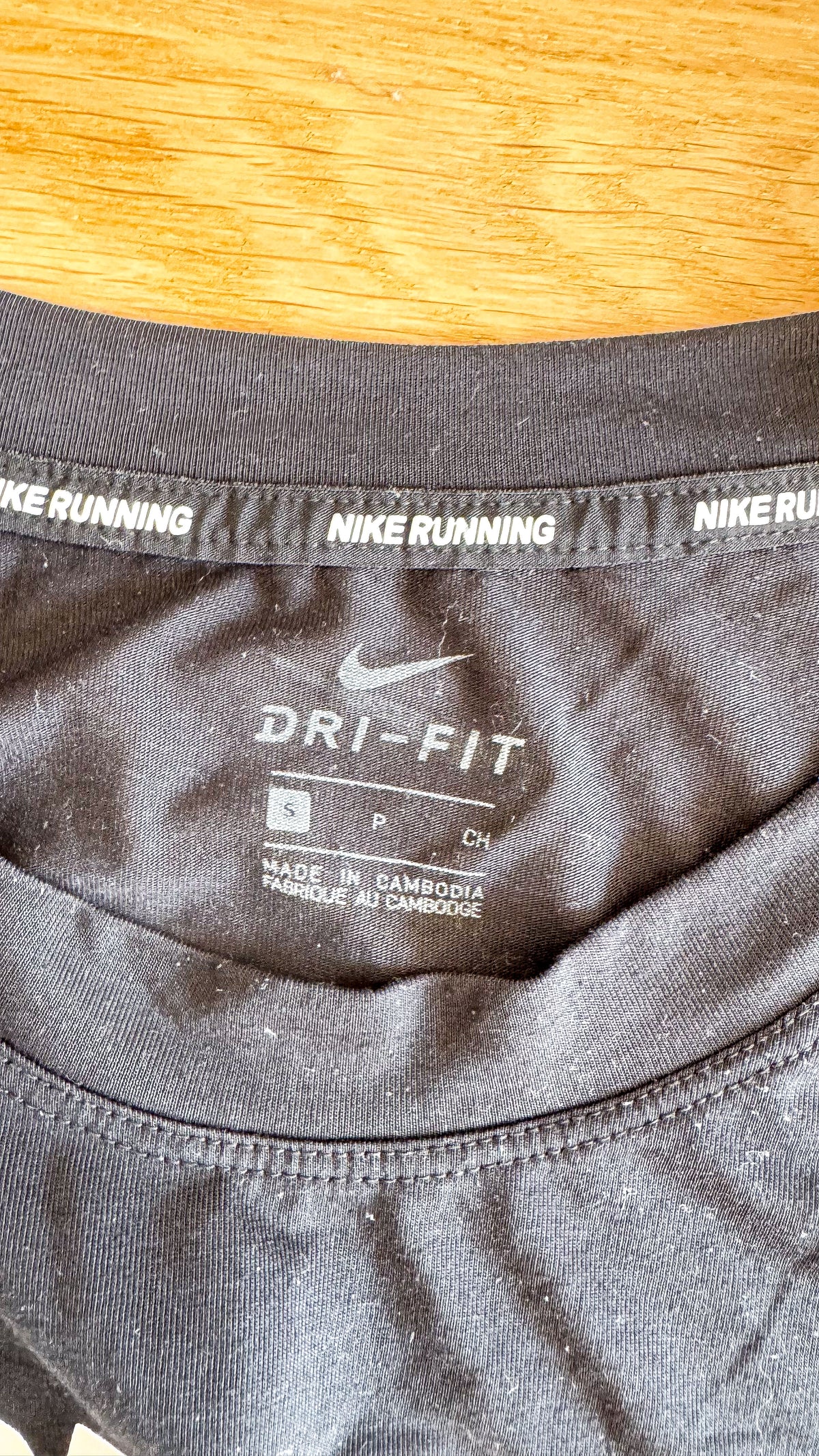 T-shirt Nike Running crop Just Do It noir blanc taille S