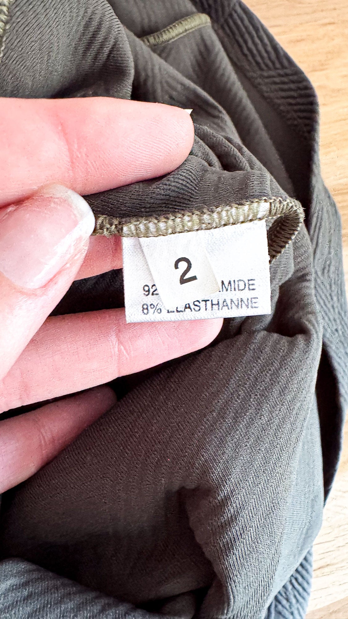 Robe évasée texturée col V T2 - Paradox