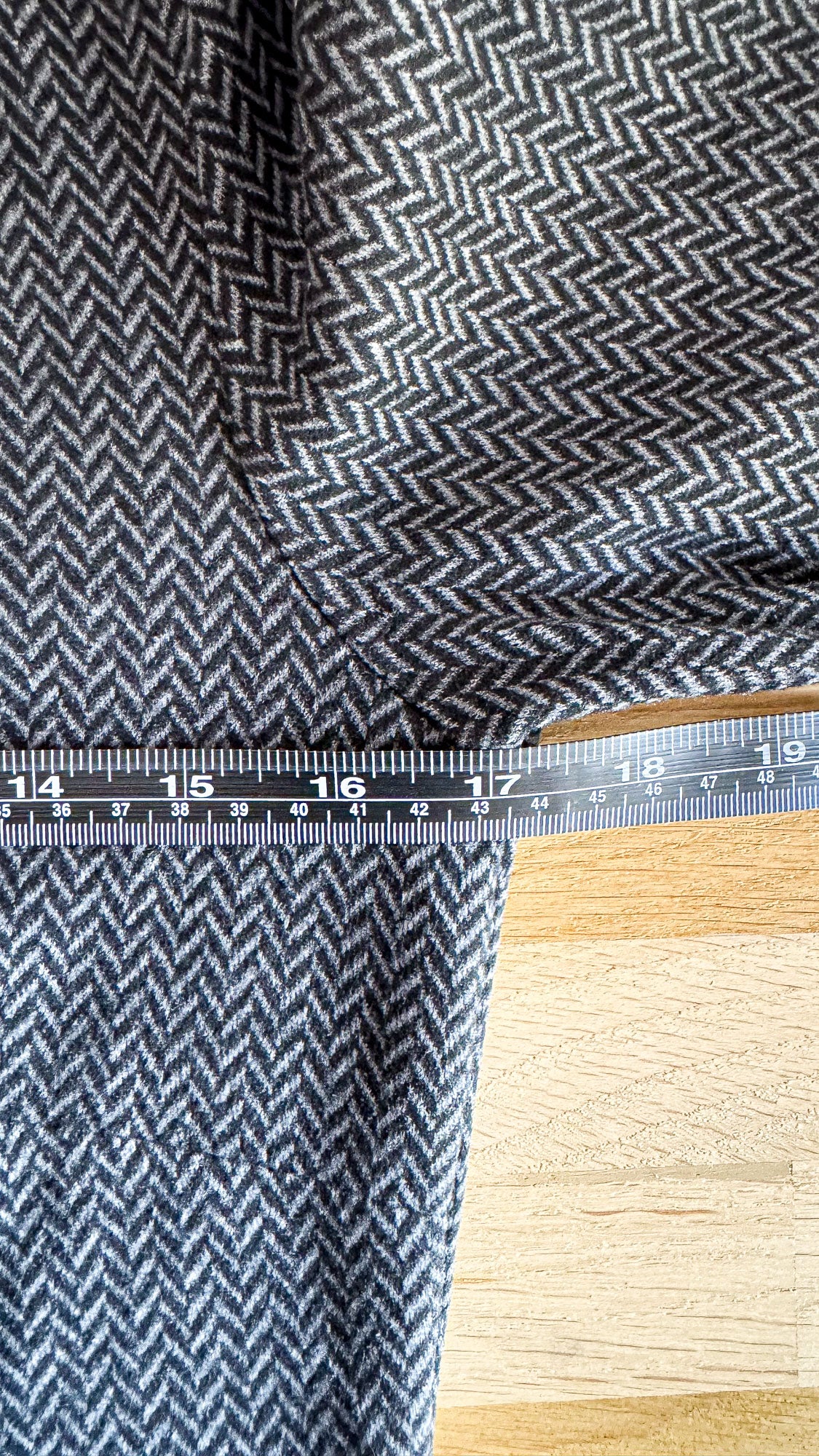 Robe chevron col cuir poches L - Moka's Paris
