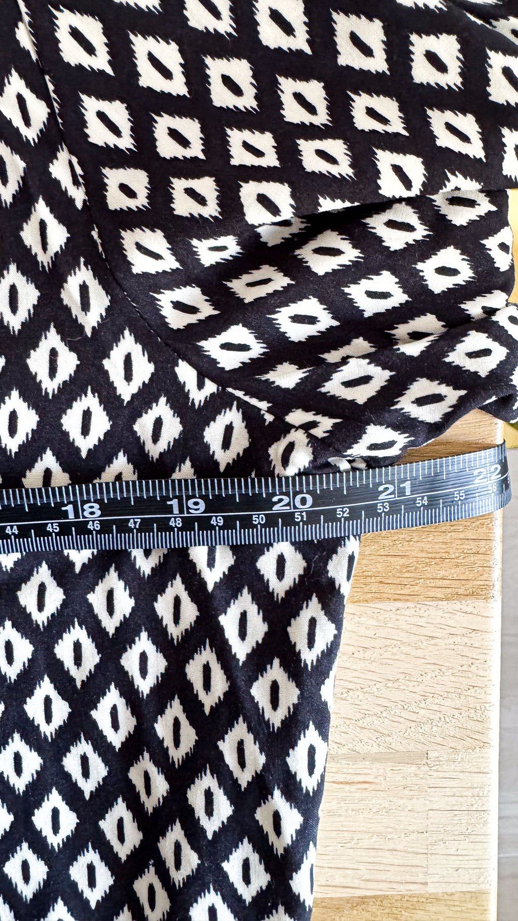 Robe longue motif ikat manches longues M - Deeluxe