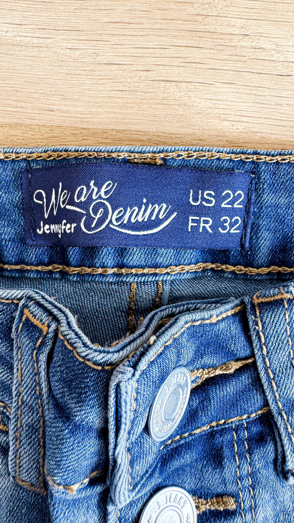 Jean skinny bleu boutons apparents ourlet brut 32 - Jennyfer