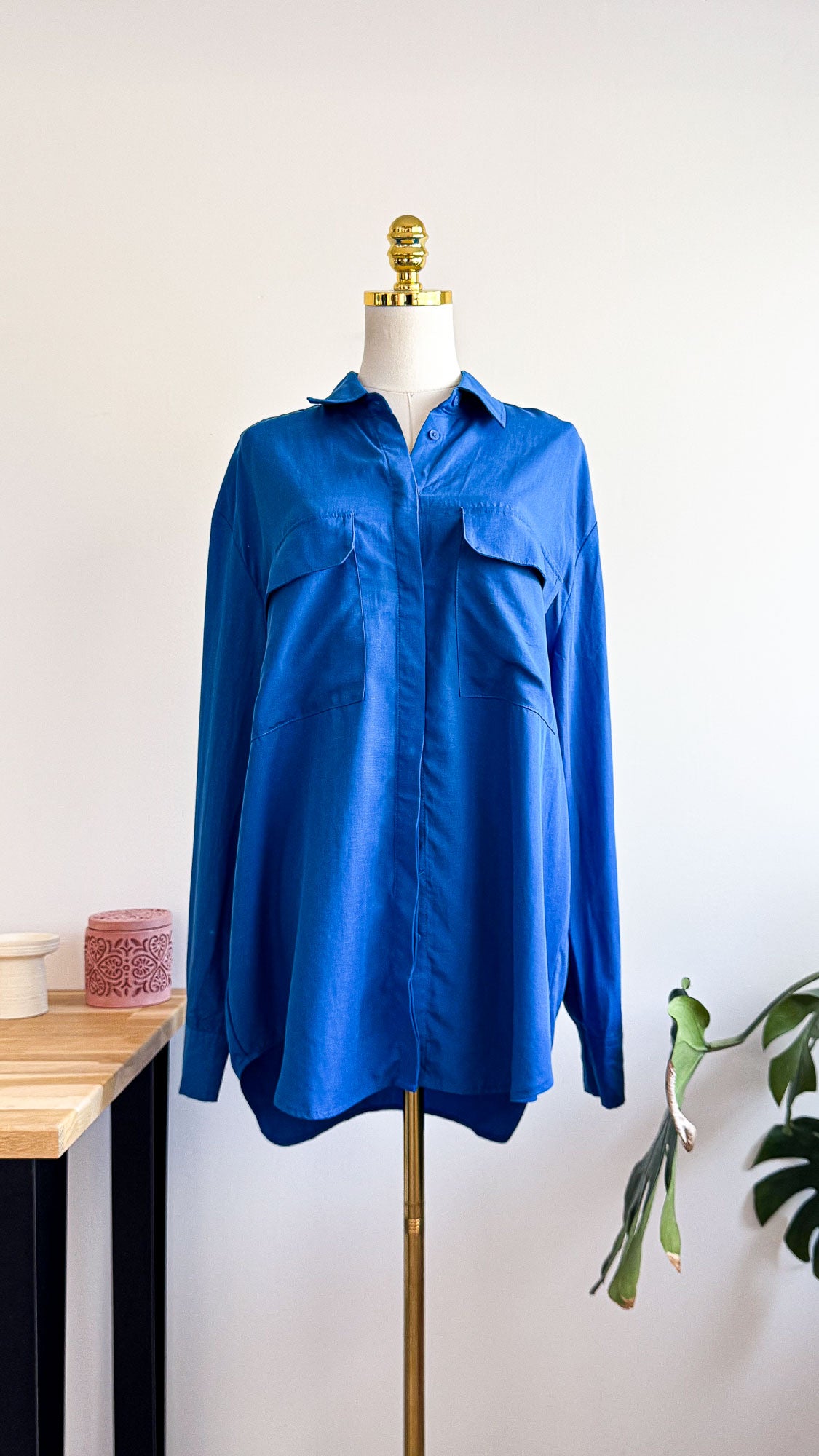 Chemise Mango bleu électrique M oversize neuve poches
